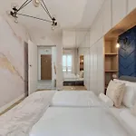Elegant With Balcony Krakowska By Renters Prestige *