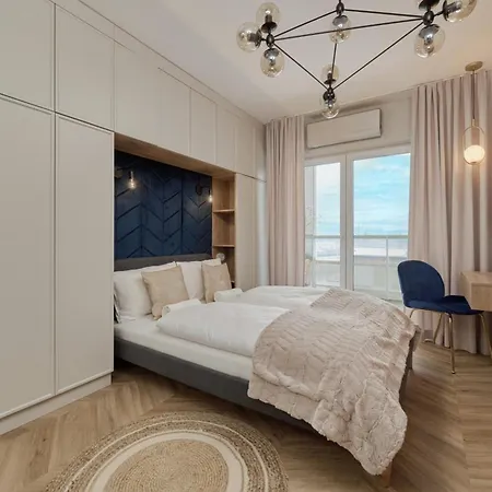 Apartment Elegant With Balcony Krakowska By Renters Prestige