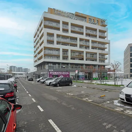 Lejlighed Elegant With Balcony Krakowska By Renters Prestige